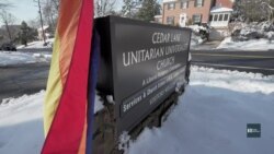 Нелегалка залишила трьох дітей, громадян США, щоб сховатися у церкві від депортації. Відео Нелегалка залишила трьох дітей, громадян США, щоб сховатися у церкві від депортації. Відео
