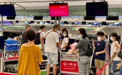 英国协助港人项目”UKHK”最新网上调查显示,接近64%移英港人与子女同行 (美国之音/汤惠芸)