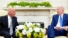 美国总统拜登在白宫椭圆形办公室会晤阿富汗总统加尼。(2021年6月25日）