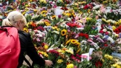 ဘုရင်မကြီး အဲလိစ်ဇဘက် ဈာပန မြန်မာကိုမဖိတ်.mp3 ဘုရင်မကြီး အဲလိစ်ဇဘက် ဈာပန မြန်မာကိုမဖိတ်.mp3