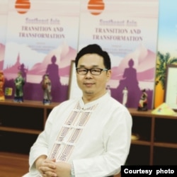 位于南台湾高雄的文藻外语大学东南亚学系副教授兼主任林文斌 (照片提供:林文斌)