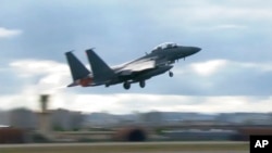 资料照:韩国战机F15K起飞 (2022年10月4日)