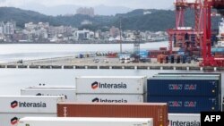 台湾基隆市的基隆港集装箱码头。(2023年10月31日)