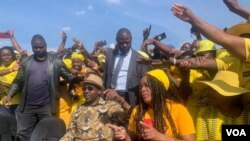 Nelson Chamisa and CCC members at a party rally