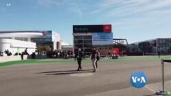 သုံးဆမြန်လျှောက်နိုင်မယ့် ဖိနပ်သစ်
 သုံးဆမြန်လျှောက်နိုင်မယ့် ဖိနပ်သစ်