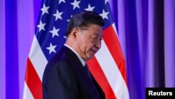 资料照:中国国家主席习近平2023年11月15日在旧金山出席美国商界主办的晚宴并发表讲话。