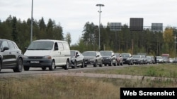 2022年9月,芬兰边境等待入境的俄罗斯难民车队 (网络照片)