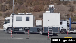 在塞尔维亚,移民人数的增加导致边境口岸警察数量增加,并加强了安全措施,例如移动扫描仪