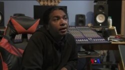 စစ်အာဏာရှင်ခေတ် အနုပညာရှင်တယောက် “နေရာပေါင်းစုံ အကြောင်းစုံ” စစ်အာဏာရှင်ခေတ် အနုပညာရှင်တယောက် “နေရာပေါင်းစုံ အကြောင်းစုံ”