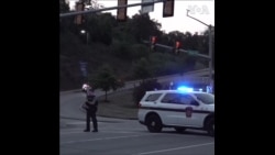 特朗普前总统竞选集会发生枪击 特朗普右耳受伤  特朗普前总统竞选集会发生枪击 特朗普右耳受伤