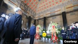 台湾前总统马英九一行2023年3月28日前往南京中山陵祭拜孙中山。(马英九办公室提供照片)