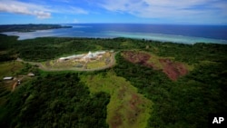 资料照片:2009年6月20日的照片显示的帕劳的首都大厦。(美联社照片)