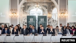 在今年于阿塞拜疆举行的COP29气候峰会之前,各国气候部长在丹麦赫尔辛格举行会议。(资料照片:2024年3月21日)