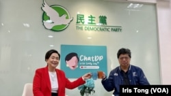 杨健兴评论2023年香港大事回顾,特别关注香港在多项国际排名大幅下跌。 (美国之音/汤惠芸)