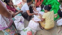 နေရပ်မပြန်ရဲတဲ့ တနင်္သာရီမြို့နယ်က စစ်ဘေးရှောင်များ
 နေရပ်မပြန်ရဲတဲ့ တနင်္သာရီမြို့နယ်က စစ်ဘေးရှောင်များ