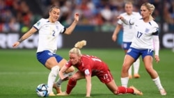 အမျိုးသမီးကမ္ဘာ့ဖလားပွဲစဉ် အင်္ဂလန်နဲ့ တရုတ်နိုင်
 အမျိုးသမီးကမ္ဘာ့ဖလားပွဲစဉ် အင်္ဂလန်နဲ့ တရုတ်နိုင်