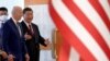 资料照:美国总统拜登与中国国家主席习近平在印度尼西亚巴厘岛20国集团峰会期间举行面对面会谈。(2022年11月14日)