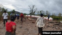 ရန်ကုန်-မော်လမြိုင် ကားလမ်းပေါ်က မစောတံတား မိုင်းခွဲ တိုက်ခိုက်ခံရအပြီးတွေ့ရစဉ် (မေ ၂၃၊ ၂၀၂၄)