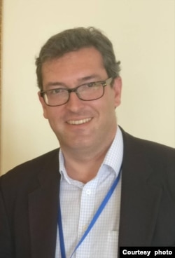 罗杰斯Benedict Rogers(罗杰斯提供)