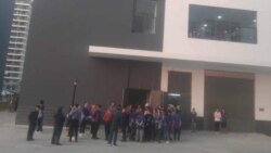 တရုတ်နိုင်ငံအတွင်းက အထည်ချုပ်စက်ရုံမှာ မြန်မာအလုပ်သမားတွေ ဆန္ဒပြ တရုတ်နိုင်ငံအတွင်းက အထည်ချုပ်စက်ရုံမှာ မြန်မာအလုပ်သမားတွေ ဆန္ဒပြ