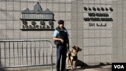 资料照:香港壹传媒创办人黎智英国安案4月15日在暂代高等法院的西九龙裁判法院进入第60日审讯。