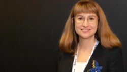 Ольга Токарюк про гумор під час війни Росії проти України: "Він відкрив для світу Україну". Відео