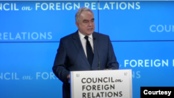 Thứ trưởng Ngoại giao Hoa Kỳ Kurt Campbell cho biết hôm 10/9/2024 Nga đang hợp tác nhiều hơn với Trung Quốc trong nghiên cứu và hỗ trợ trong các lĩnh vực như tàu ngầm, thiết kế hàng không, bao gồm công nghệ tàng hình và khả năng phi đạn.