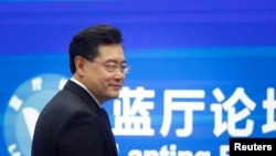 中国外长秦刚出席蓝厅论坛发表讲话。(2023年2月21日)