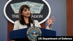 五角大楼副发言人萨布丽娜·辛格(Sabrina Singh)(美国国防部资料照)