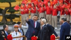 Nếu đặt an ninh quốc gia và chủ quyền biển đảo lên trên hết, có lẽ đảng CS không cần phải đề cập đến khái niệm “cộng đồng chia sẻ tương lai chung” và không có cuộc “Tiếp đón đặc biệt, thắm tình hữu nghị, đồng chí anh em” với Trung Quốc.