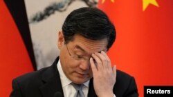 中国外长秦刚与德国外长安娜莱娜·贝尔伯克在北京钓鱼台国宾馆出席联合记者会。(2023年4月14日)