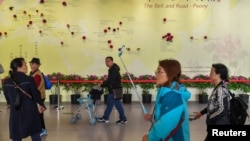 资料照片: 北京举办的一带一路展览会上展示的一带一路地图(2019年4月29日)