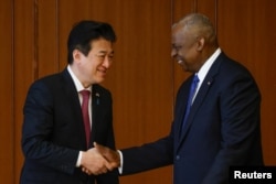 美国国防部长奥斯汀与日本防卫大臣木原稔在东京举行会晤。(2024年7月29日)
