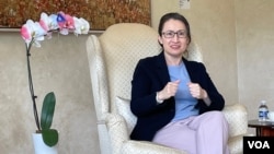 台湾驻美代表萧美琴在华盛顿双橡园举行媒体茶叙。(2023年6月5日,美国之音锺辰芳拍摄)