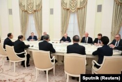 俄罗斯总统普京与中国总理李强在莫斯科举行会谈。(2024年8月21日)