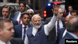 Năm nay ông Modi được nước Mỹ tiếp đón trọng thể, sẽ dự một “quốc yến” ở Tòa Bạch Ốc. Hai viện quốc hội mời ông đọc diễn văn, lần thứ nhì từ năm 2016.