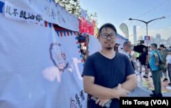 湾仔海滨艺游坊档主、悦和酱园负责人Jack表示,当局搞市集带动夜经济并不容易 (美国之音/汤惠芸)