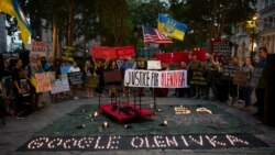 У великих містах США пройшли акції до роковин теракту в Оленівці. Відео У великих містах США пройшли акції до роковин теракту в Оленівці. Відео