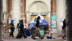 California တက္ကသိုလ်က ဂါဇာစစ်ဆန့်ကျင်ရေး ဆန္ဒပြကျောင်းသားတွေကို ရဲတပ်ဖွဲ့ ဖယ်ရှား California တက္ကသိုလ်က ဂါဇာစစ်ဆန့်ကျင်ရေး ဆန္ဒပြကျောင်းသားတွေကို ရဲတပ်ဖွဲ့ ဖယ်ရှား