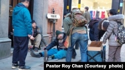 英伦好邻舍教会在伯明翰市派发食物,关怀无家者需要。 (图片来源:英伦好邻舍教会)