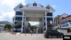 မယ်ဆိုင်-တာချီလိတ် ထိုင်းနယ်စပ်ဂိတ် (ယခင်ပုံဟောင်း)