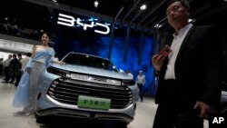 资料照片: 2023年4 月18日比亚迪上海车展上