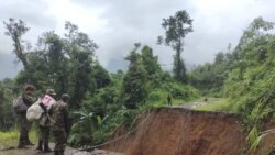 ချင်းတောင်ကားလမ်းမြေပြိုမှု ကုန်ဈေးနှုန်းတက်နိုင်ခြေ ဒေသခံတွေစိုးရိမ်
 ချင်းတောင်ကားလမ်းမြေပြိုမှု ကုန်ဈေးနှုန်းတက်နိုင်ခြေ ဒေသခံတွေစိုးရိမ်