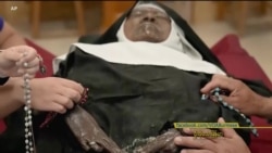 သီလရှင်ရုပ်အလောင်း မပုတ်မသိုးရှိဆဲ "ထူးခြားဆန်းပြားသတင်းများ" သီလရှင်ရုပ်အလောင်း မပုတ်မသိုးရှိဆဲ "ထူးခြားဆန်းပြားသတင်းများ"