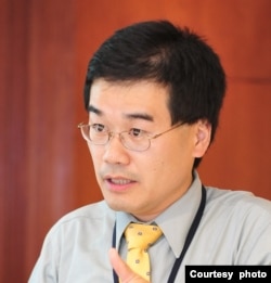 美国波士顿东北大学财务金融系副教授邱万钧。(邱万钧提供)