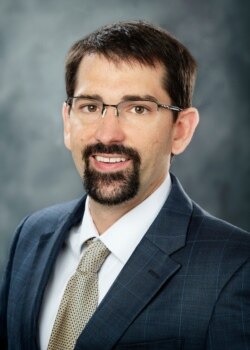 密西西比州立大学政治学和公共管理系助理教授本杰明·特卡奇(Benjamin Tkach)(照片来源:大学网站)