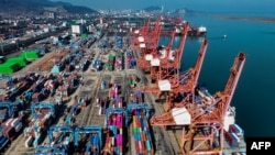 中国江苏省连云港集装箱码头鸟瞰 (2024年3月26日)