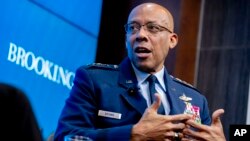 Tướng Không quân Mỹ Brown ở thủ đô Washington hồi tháng 2/2023 (ảnh tư liệu).