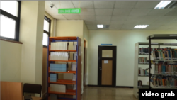 中国当局在肯尼亚的国家培训机构—肯尼亚政府学院设立中国图书角。(视频截图)