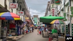 资料照片:缅甸北方掸邦腊戌的一个市场。(2024年6月18日)